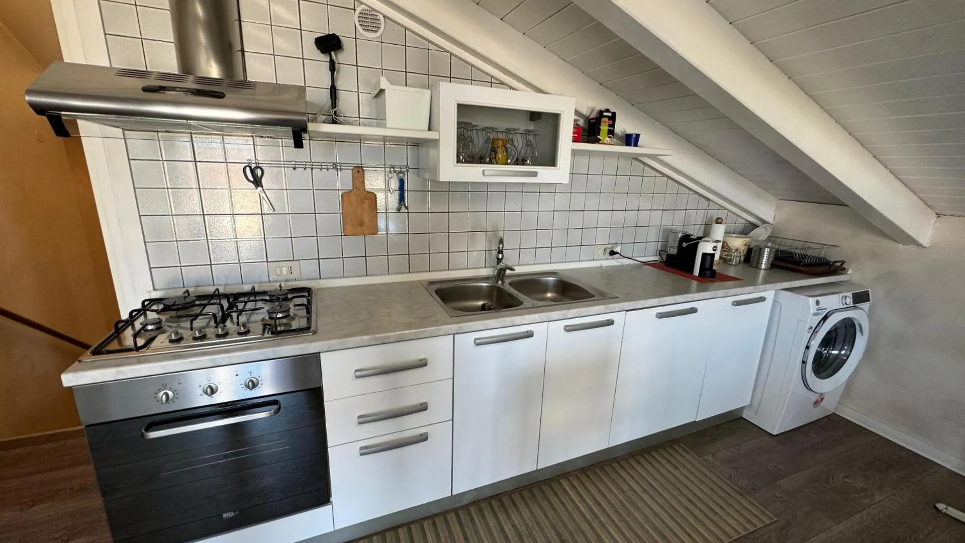 דירות לידו די ג'סולו App4Rent - Mansarda Milano